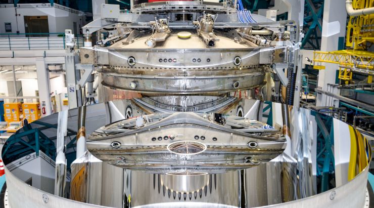Rubin-Primary-Tertiary-Mirror-25k.jpg Rubin-Primary-Tertiary-Mirror-25k.jpg