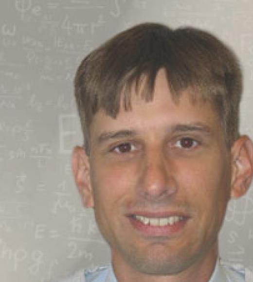 Headshot of Daniel Cebra